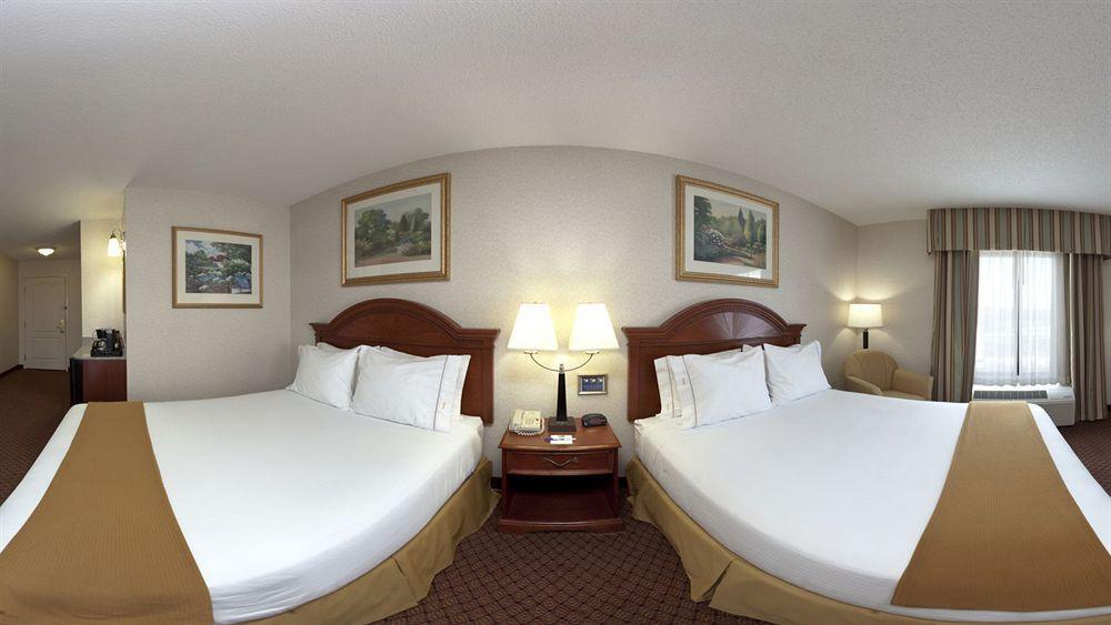 Holiday Inn Express & Suites - Sharon-Hermitage By Ihg West Middlesex Exteriér fotografie