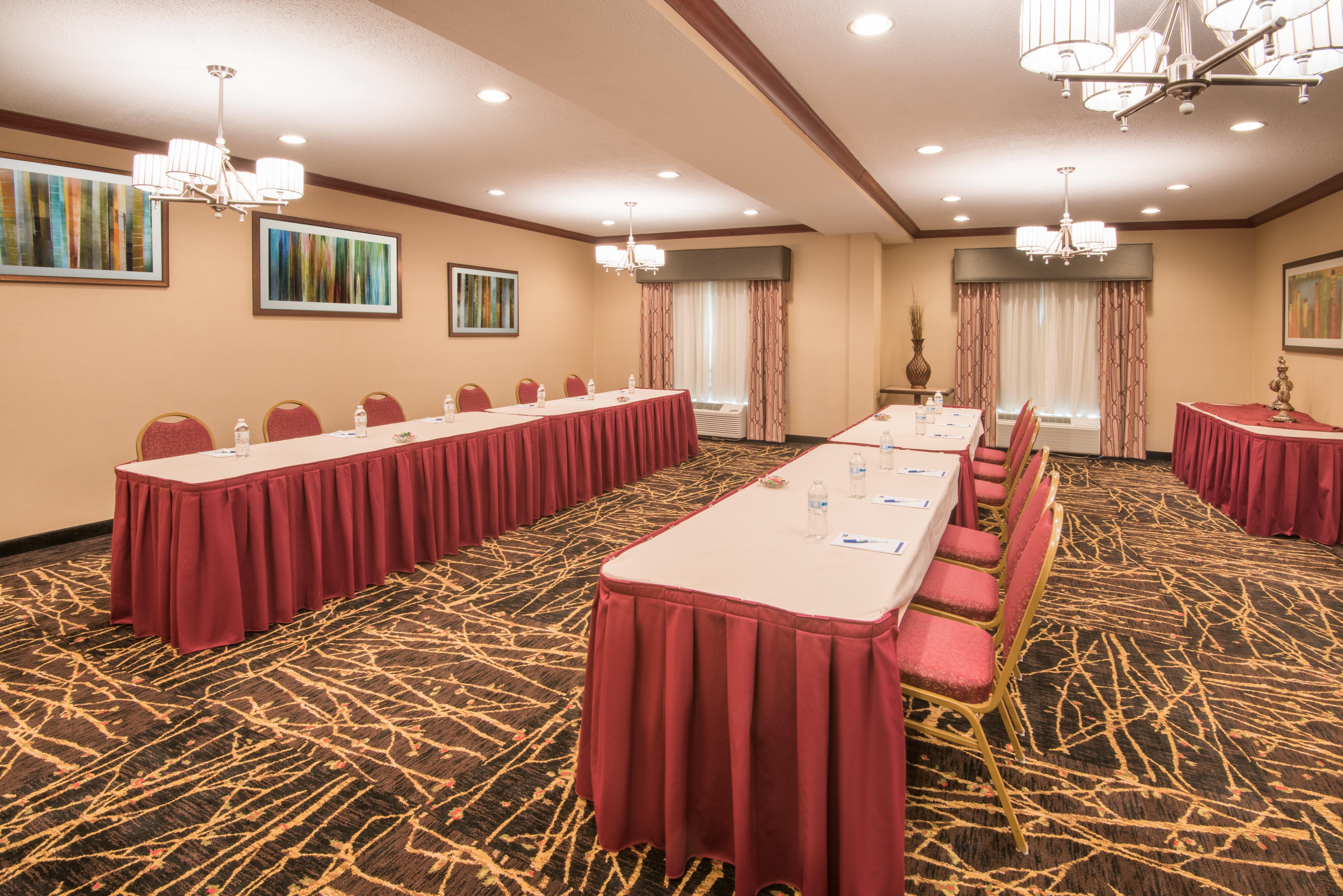 Holiday Inn Express & Suites - Sharon-Hermitage By Ihg West Middlesex Exteriér fotografie