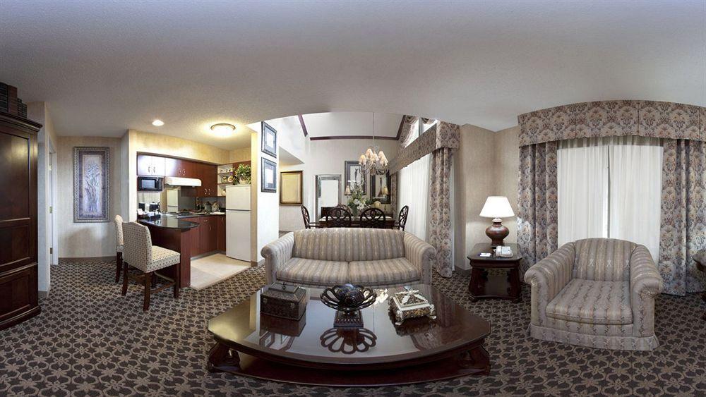 Holiday Inn Express & Suites - Sharon-Hermitage By Ihg West Middlesex Exteriér fotografie